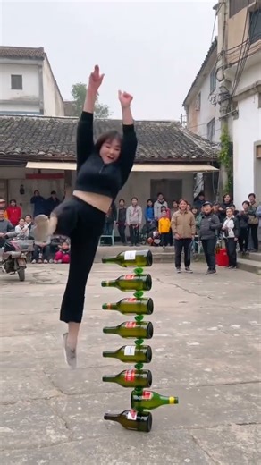 Watch it and laugh it, share interesting videos, relaxing moments, boo absurd videos, funny videos