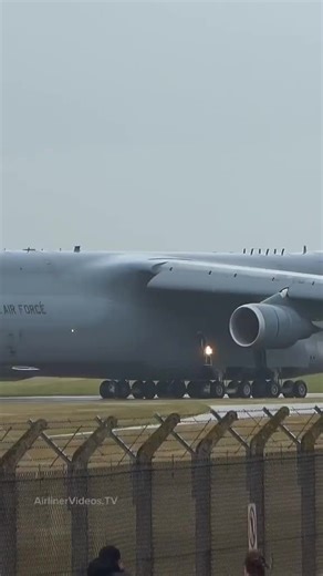 W@R IS COMING AGAINST IRAN 🇮🇷 Over the past several hours, dozens of U.S. Air Force aerial refueling tankers and heavy military transport aircraft of the C-5 and C-17 types have departed from the United States and from an AMERICAN airbase in the UNITED KINGDOM, heading toward the Middle East. According to various sources, the UNITED STATES is preparing str!kes against IRAN, and the ongoing movement reflects the transfer of forces to the region. STAY TUNED!!!