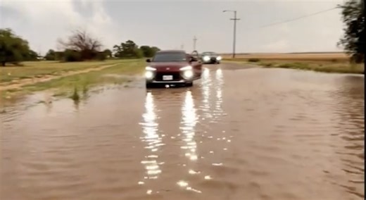 Cars Wade Through Extreme Flooding In Texas After Storm