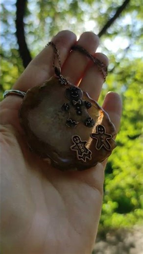 Agate Stone Christmas Gingerbread Man Agate Geode Slice Pendant Necklace Xmas Gift AGATIX #jewelry