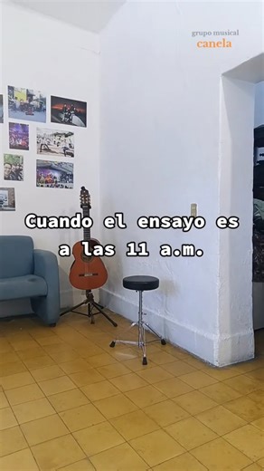 @Ramses Salazar siempre es el primero en llegar.. eso no es broma 😎🎹🔥 Escucha nuestra versión de As it was de @harry styles en todas nuestras plataformas digitales Encuéntranos como Grupo musical canela Pd. Tuvimos que re subir el vídeo porque nos silenciaba la música 😫🔇🤐 #cosasdemusicos #ensayos #rehearsal #comedia #cotidiano #musicamexicana #musicanueva #fyp #p #asitwasharrystyles #cover #coversong #tiktok