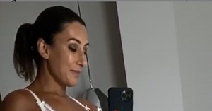 Saira Khan shares clip in underwear asking women to be 'strong and proud'