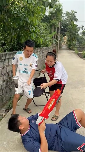 Ronaldo is trying every way to sabotage Messi.