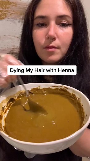 Using Henna for Hair Transformation