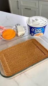 4-Ingredient Orange Dreamsicle Cool Whip Dream Cake Creamy Orange Dreamsicle Cool Whip Cloud Dream Cake Ingredients: 1 prepared graham cracker crust (pressed into a 9×13-inch pan) 1 package cream cheese, softened (8 oz) 1 tub Cool Whip, thawed (8 oz) 1 package orange gelatin powder (3 oz) Directions: In a large mixing bowl, beat the softened cream cheese until completely smooth and creamy with no lumps. Add the dry orange gelatin powder and mix until fully incorporated and evenly colored. Gently