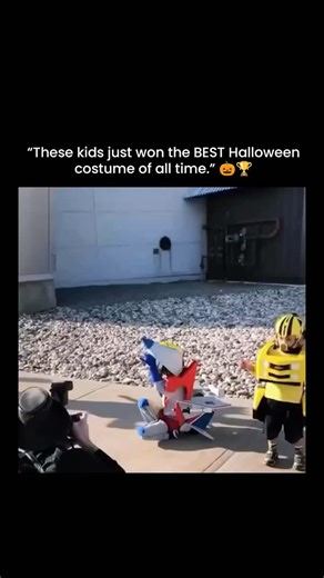 Globe Mosaic on Instagram: "Transforming Halloween costumes have become a viral sensation and a feat of “living origami,” allowing children to physically shift from a standing humanoid figure into a functional-looking vehicle with a single crouch. These DIY or specialized retail outfits rely on a clever hinge-and-shell architecture usually constructed from lightweight corrugated plastic or reinforced cardboard. The key to the illusion is the strategic placement of the vehicle’s wheels and chassi