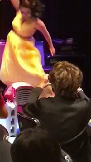 早瀬久美さんのお誕生日パーティーで瓦割り！？