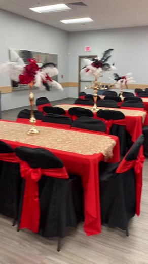 Hollywood Quinceañera Decor Ideas for Your Celebration