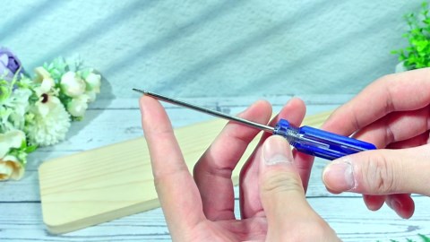 Lothee 10 Pack Mini Slotted Screwdriver 3.0mm Flat Head 5.12" (130 mm) Length Precision Flat Head Screw Driver with Non-slip Handle for Small Appliances Repair (Blue)