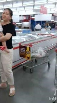 Makro Shopping Center Scenic Views.