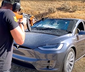 Guy Uses AK47 to Test Bulletproof Armormax Glass on Tesla Model X