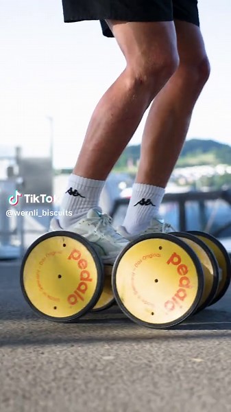 Gewinne eine Vespa zum 120-Jahre-Jubiläum!