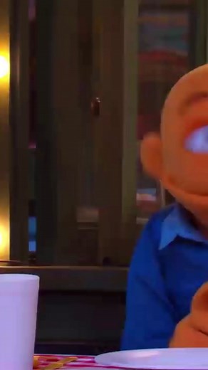 Sometimes, a small surprise can be a big deal for a child (especially when they’re hungry)! Try these tips next time to cope with big feelings: 1. Offer small choices that are just a tiny bit different from usual. 2. Together, draw circles and invite children to pretend they’re pizza. Decorate them any way you like, including with unfamiliar toppings. Find more Autism resources at sesameworkshop.org. #SesameStreet #Sesaon53 #Autisum #ParentingTIps #AutismTikTok #AutismFamily #Julia #Grover #pare