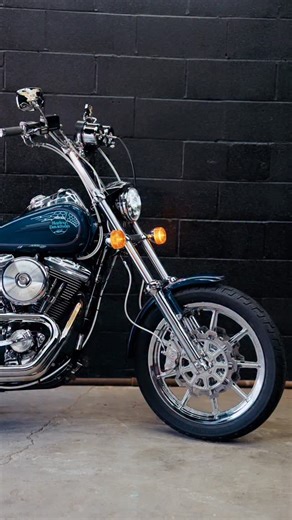 1991 FXRC CANDY SAPPHIRE BLUE 11800 Original miles. $20k. The CLEANEST FXR I have ever seen, with all new parts built by reputable builders. OEM Paint is 10/10. No leaks. Chrome is 10/10. Professionally serviced by Iron Anchor Cycles in NY. EV51 CAM kit Mikuni 42 Carb Branch heads Dyna 2000I ignition module LSR RB racing exhaust Triple Chromed 9-Spoke OEM HD Performance Machine calipers & chrome caliper mount Bare knuckle Paul front & rear axle adjusters Chromed swingarm Magnum chromite brake li