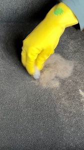 30K views · 201 reactions | is it dad’s chair or is it the cat’s chair? this little tool is so great for picking up pet hair without snagging #cleaningmotivation #cleaningasmr #satisfyingcleaning #beforeandafter #gross #dirty #filthy #deepcleaning | Clean Up with Jo | Facebook