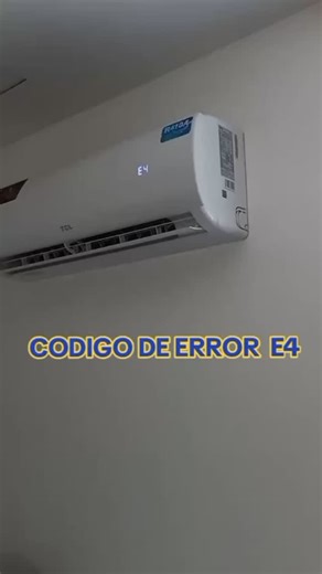 ⚠️❄️ ¿Te apareció el código de error E4 en tu aire acondicionado tipo Split? ¡Aquí te explicamos qué significa! 🧠🔧 🔍 El error E4 suele indicar un problema en el sistema de desescarche o un sobrecalentamiento del compresor, dependiendo de la marca del equipo. También puede señalar fallos en sensores o acumulación de hielo en la unidad interna 🧊⚠️ 💡 ¡No ignores este código! Puede afectar el rendimiento de tu equipo y aumentar el consumo de energía. 👨‍🏫 ¿Quieres aprender más sobre estos tema