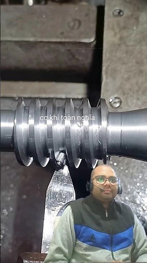 Precision Lead Screw Machining! ⚙️ Watch the Magic 😱 #Shorts