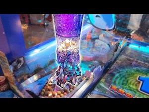 GIANT JACKPOT on this Coin Pusher in Japan!