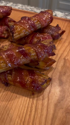 Delicious Bacon-Wrapped Stuffed Manicotti Recipe