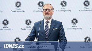 ŽIVĚ: Tisková konference po jednání vlády - iDNES.tv