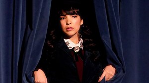 Indila se confie sur son deuxième album : "Ce sera la suite de Mini World"