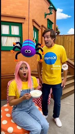 Little Miss Muffet’s Tuffet Tune! 🎶🕷️