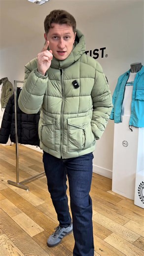 Cold-weather ready, built with intention. This jacket is constructed from a poly-shell with a square baffle, a synthetic eco-fil and is taffeta lined for added warmth. Features include a full adjustable and detachable hood with micro fibre lining and full front zip closure. Large padded front pockets with rubberised military buttons and side entry pockets for added storage. Available in Black, Clay & Navy #MarshallArtist #ModernTailoring #bythepeopleforthepeople #casuallycrafted #terraceculture 