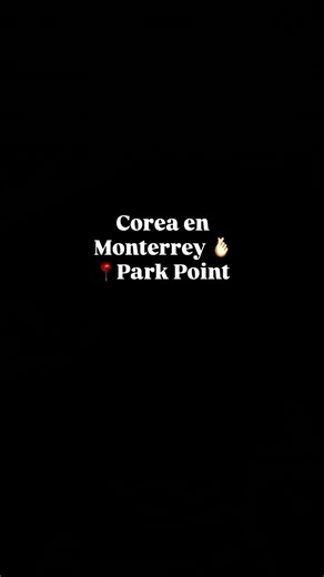 Una experiencia coreana en Monterrey 🍜 Visitamos Ramen Express donde tienen un concepto coreano bien interesante , donde puedes escoger tu ramen , dumplings , varitas de carne , bebidas coreanas y unos ricos café ☕️ Tú llegas y eliges tu ramen y complementos y te los preparas en una máquinas que tienen ahí , su atención es de primera y te explican básicamente todo 🍛 El tickey es de $150-$200 p/p así que está barato y tienes una experiencia increíble 😊 #corea #monterrey #ramen | Que hacer en N