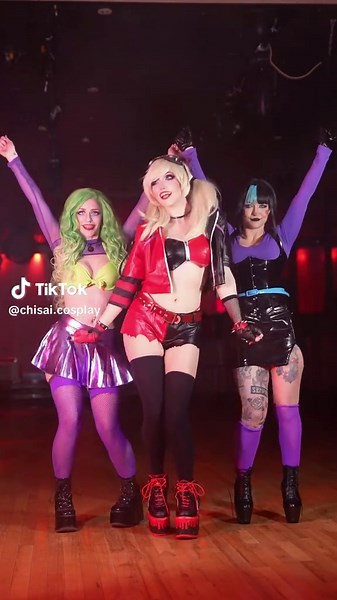 Epic Harley Quinn Cosplay Showcase