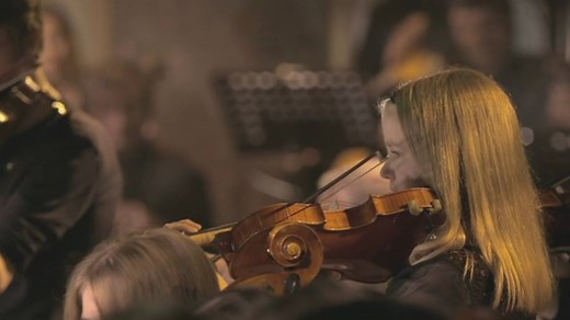 Heute ist Weltfriedenstag und vor 37 Jahren sang Udo Lindenberg einen Song, der auch heute aktueller denn je ist und eine sehr wichtige Frage behandelt: "Wozu sind Kriege da?" Wir sagen "Danke, Udo!" für diesen Song! 🎶✌️ | RHINO Germany - Home of Music