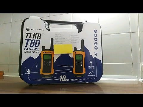Motorola TLKR T80 Walkie-Talkies