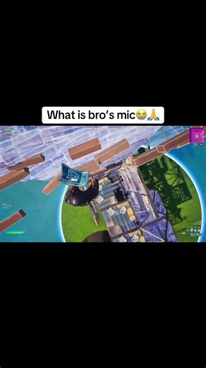 BRO HAS THE WORST MIC IN HISTORY #fortnite #twitch #fortnitememes #memes #ytshorts #funny #microsoft