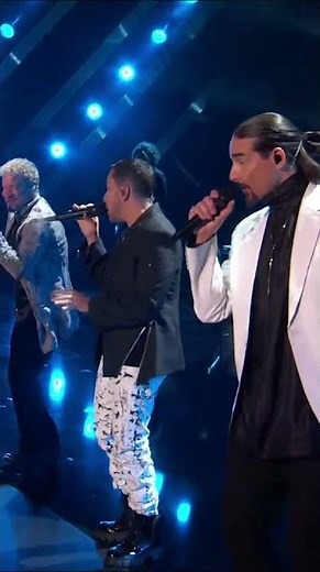 Spoiled with this ‪@RascalFlatts‬ + ‪@backstreetboys‬ collab. Watch the 60th #ACMawards on Prime!