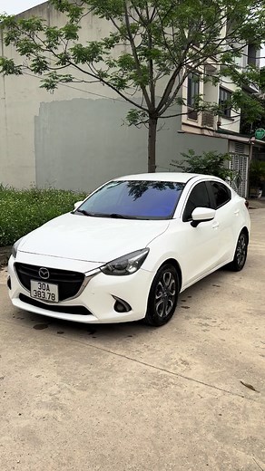 Mazda 2 2017 Review & Features