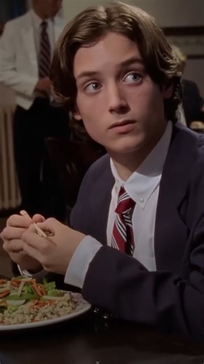 Elijah Wood as a villain? A young Elijah like you've never seen him before - chilling, manipulative. Homicide: Life on the Street | Watch now | SBS On Demand