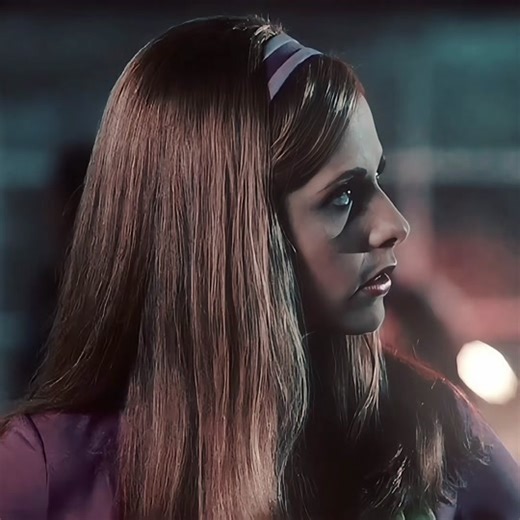 #DAPHNEBLAKE #SCOOBYDOO #daphneblakeedit #scoobydooedit #sarahmichellegellar #fyp #edits cc: idiotcc ac: covensaudios scp: daphnelogolessscenes(me)