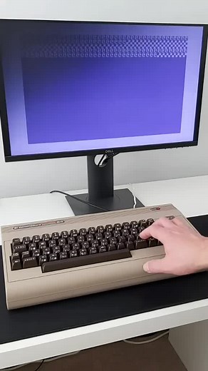 Vintage Arcade Commando Game on Commodore 64