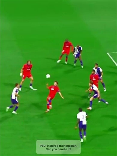 INSANE PSG Bicycle kick goal 🤯! Win a PSG shirt with ‪@ZingAiCoach‬ Link in bio!