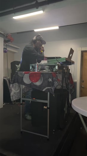 lady metro (@ladymetrodaynise)’s videos with original sound - lady metro