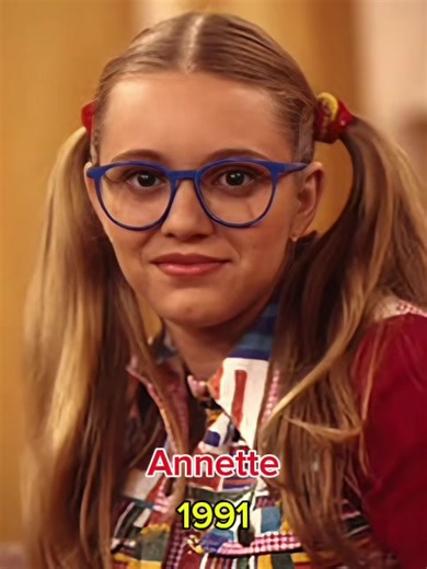 Vidéos de RétroStarFR (@retro.star.fr) avec son original - RétroStarFR