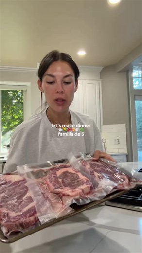 Cena casual 🤪 la vdd más fácil de lo que es no se tiene que seguir una receta ni nada, pero más rollo… #comidacasera #mamasdetiktok #señoralife #dinnerwithme #ideasdecomida