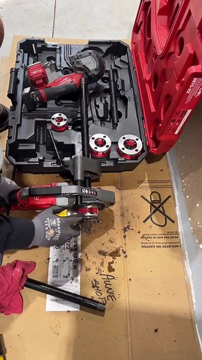 47K views · 2.8K reactions | M18 FUEL Compact Threader This compact...