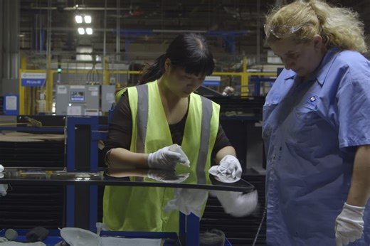 American Factory, el documental producido por Barack y Michelle Obama - Revista Diners