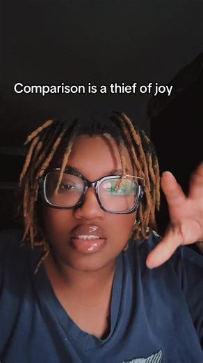 🧸 (@ssg2015)’s video of compares