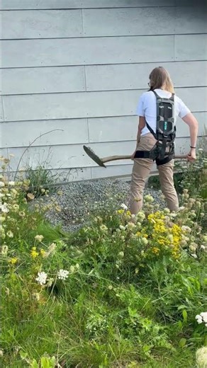 Havearbejde eller på byggepladsen? BISKO exoskelet til aflastning af lænden.