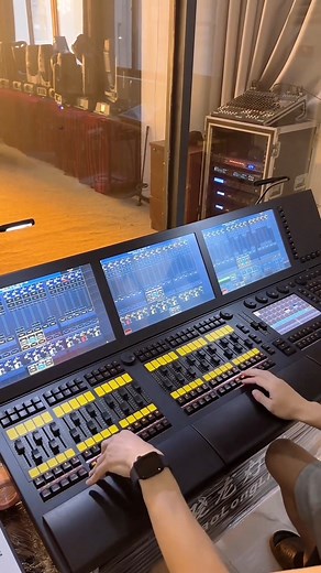 Video Credit - totemlighting #StageMagic #soundmix #perses #liveconcert #rents #lightingdesign #loversandfriends #djlif #perses_th #viralvideoシ #gotchapopconcert #LoungeVibes #Q225 #summer #viralreelschallenge #light #gotchapop2 #viralreelsfb #SoundEngineering #lightingideas #ShineBright #SoundPro #MixingConsole #Tutorial #DigitalMixer #NightOut #DiGiCo #AudioEngineering #AvidS6L #audiovisual | Soundtechhub