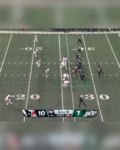 2.6M views · 27K reactions | CATCH OF THE YEAR FOR GARRETT WILSON?  After review it was ruled a touchdown  (via New York Jets) | SportsCenter | Facebook