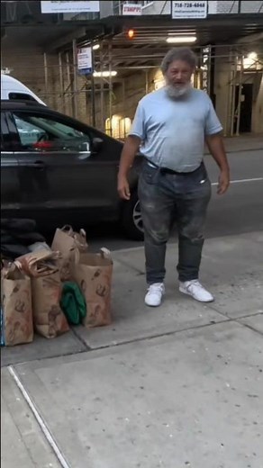 Quick workout w/ NYC Homeless Man