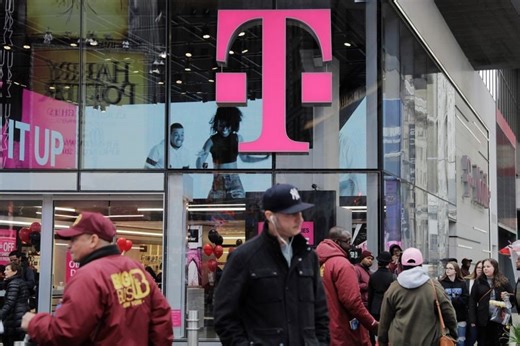 Deutsche Telekom Considering Full Merger with T-Mobile, Bloomberg Reports