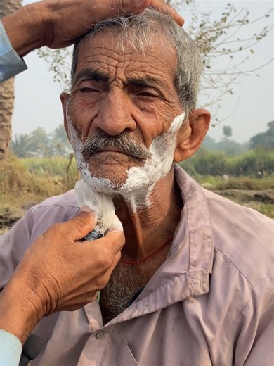 [ part ] full video on my YouTube channel #oldbarber #shaving #barbershop #barber